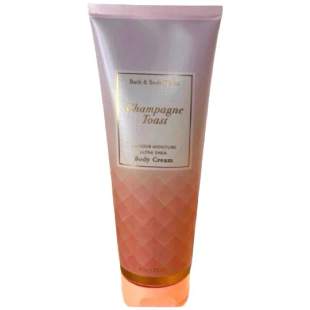🎉HP🎉BATH & BODY WORKS CREAM